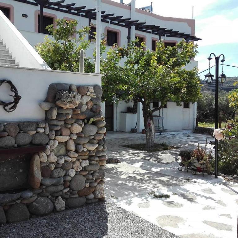Παραθαλασσια Στουντιο Μιχαλιας Sea View Studio Michalias Agia Marina  Екстериор снимка